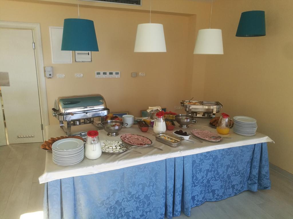 Apartments Drobni Pijesak Petrovac na moru Exterior foto